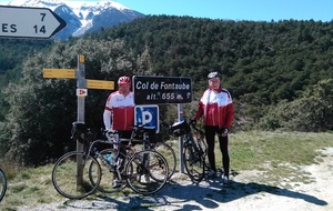 Deux cyclos du club à  Pâques en Provence .