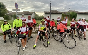 Les cyclos Villefranchois en balade dans le Gers.