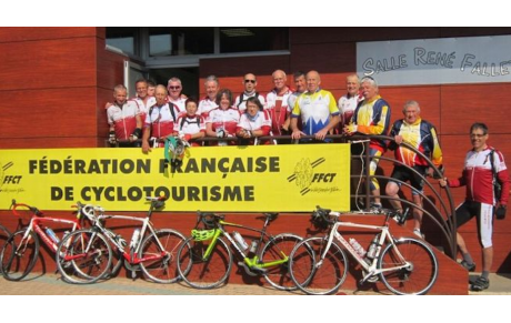 Les cyclos en concentration à Varennes sur Allier.